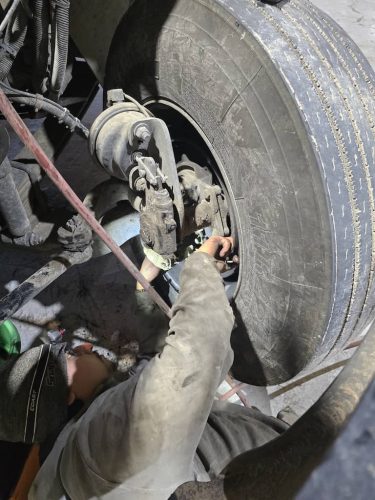 Heavy-Duty-Truck-Repair-Shop-Tulsa-OK-84